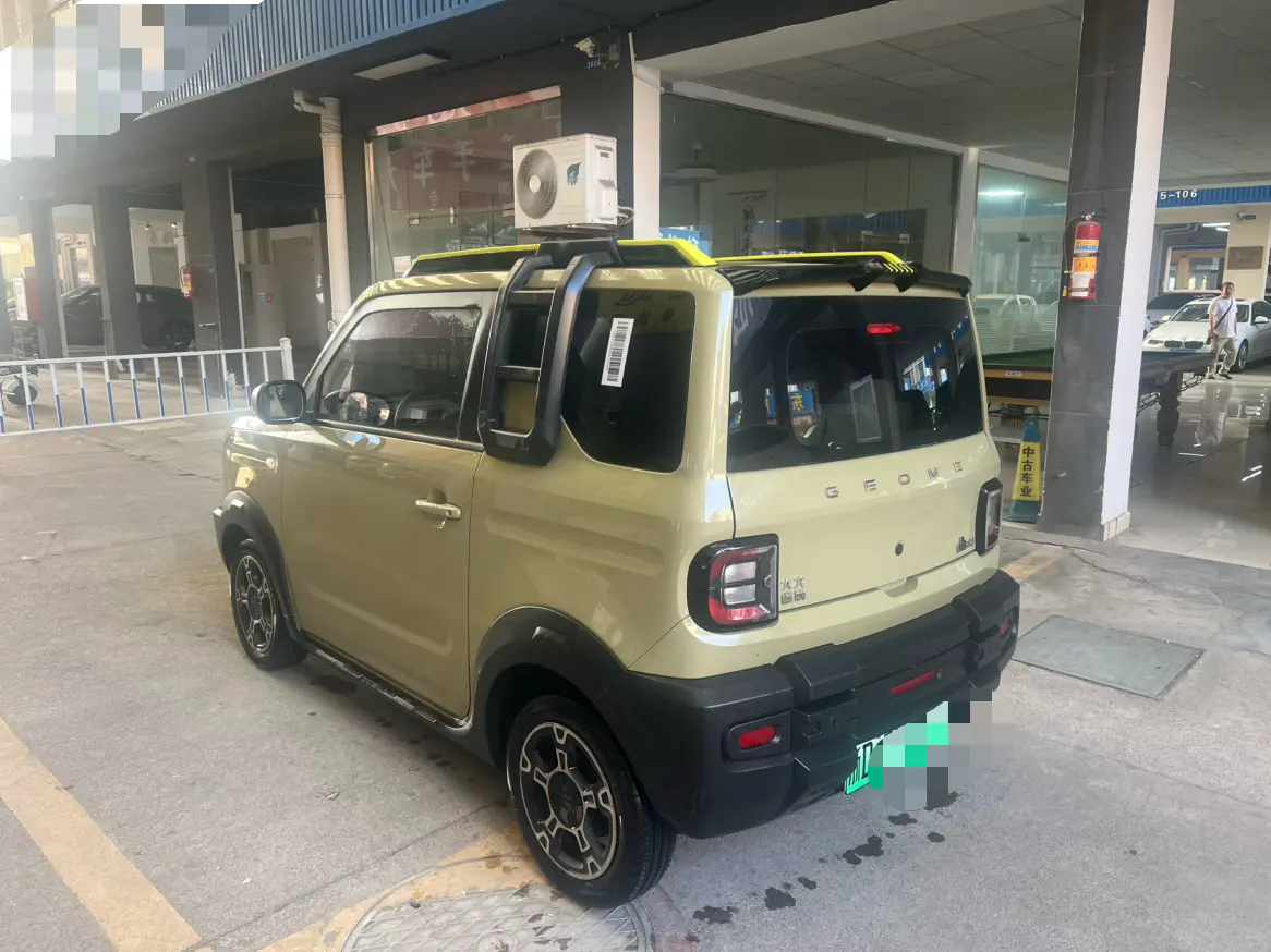 Geely Panda