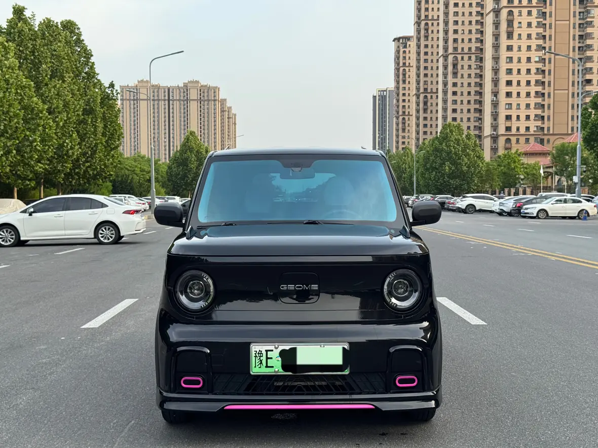 Geely Panda