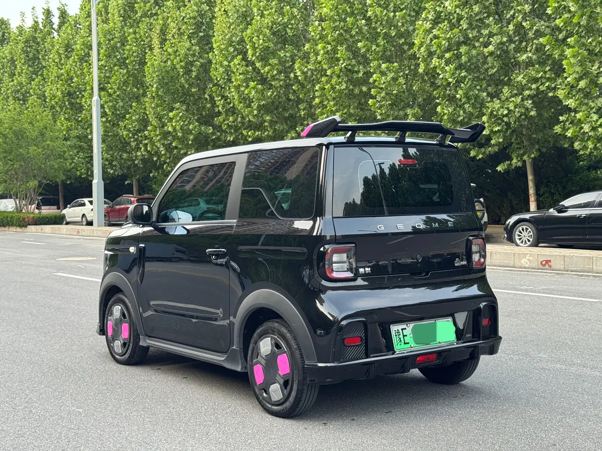 Geely Panda