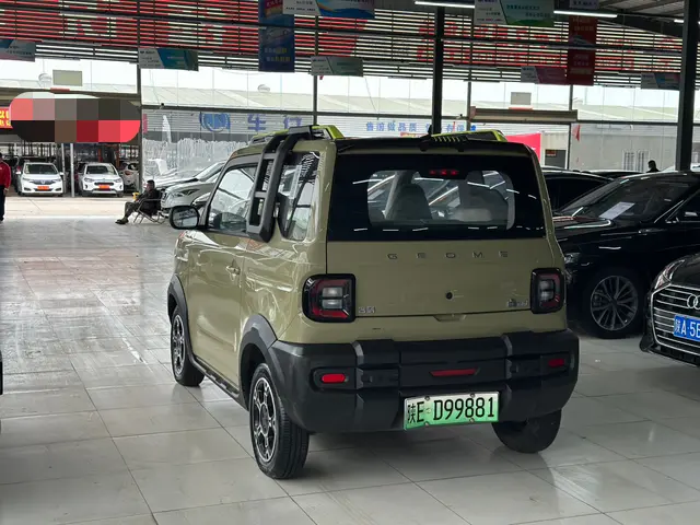 Geely Panda