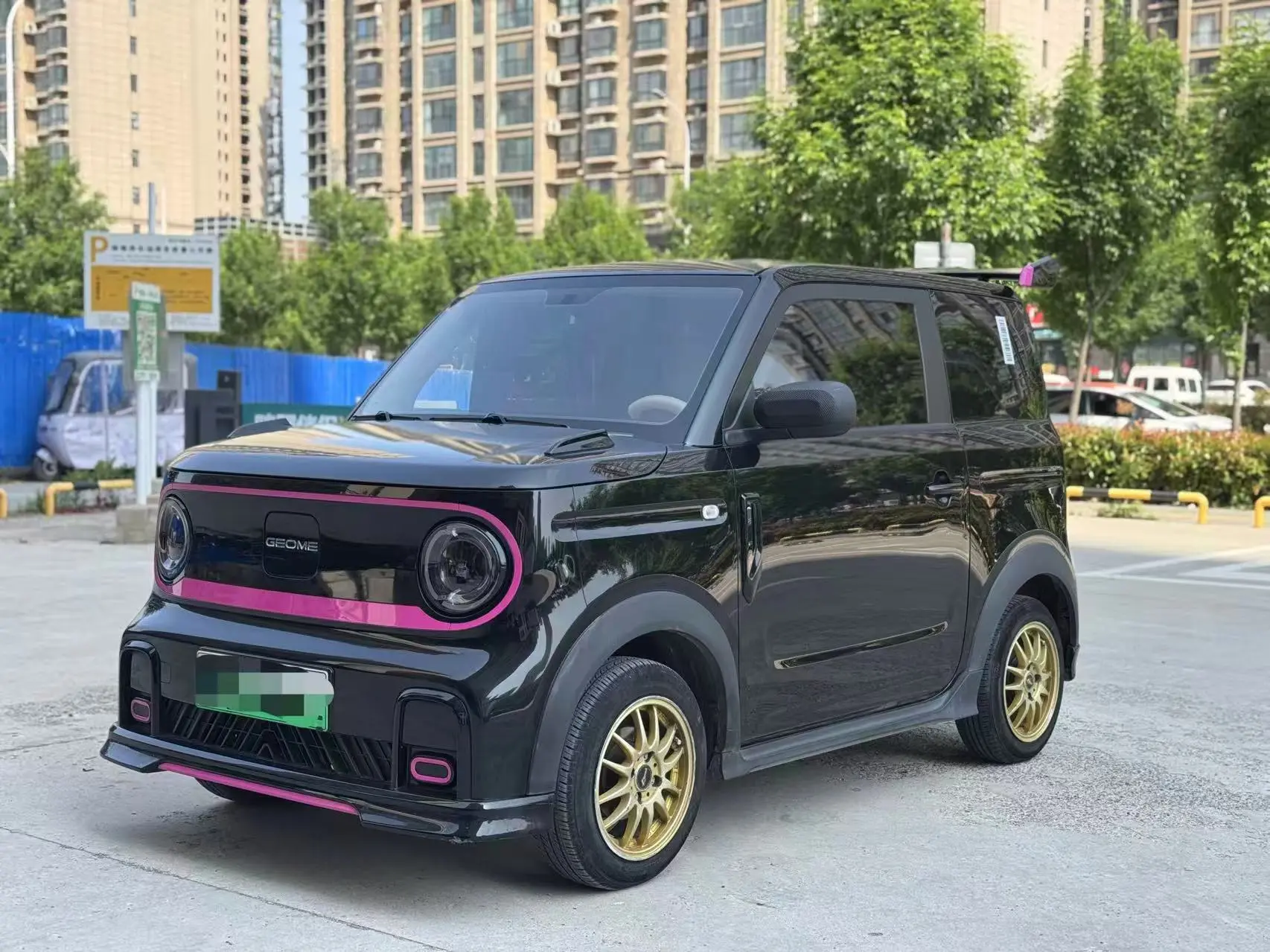 Geely Panda