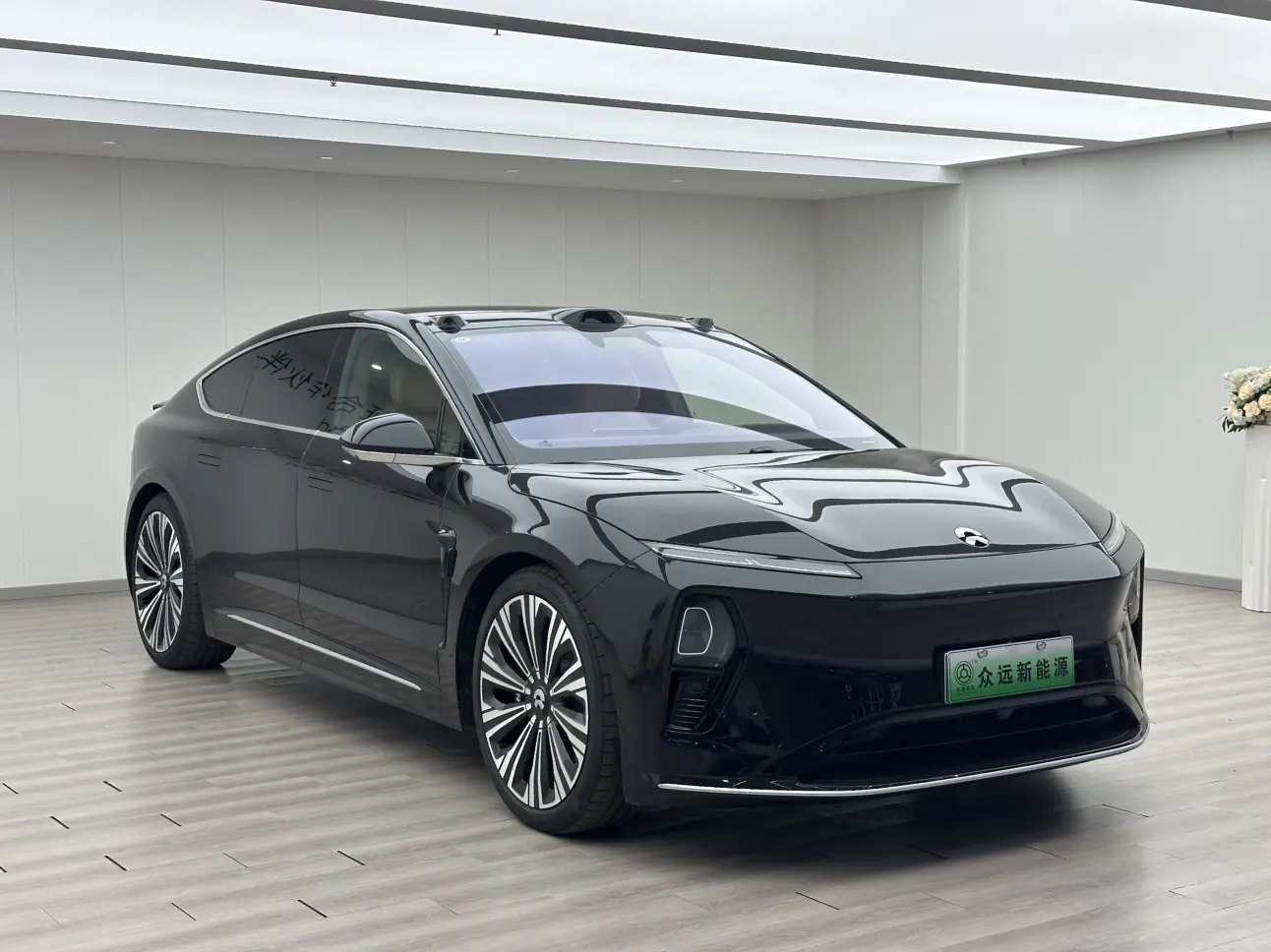 NIO ET9