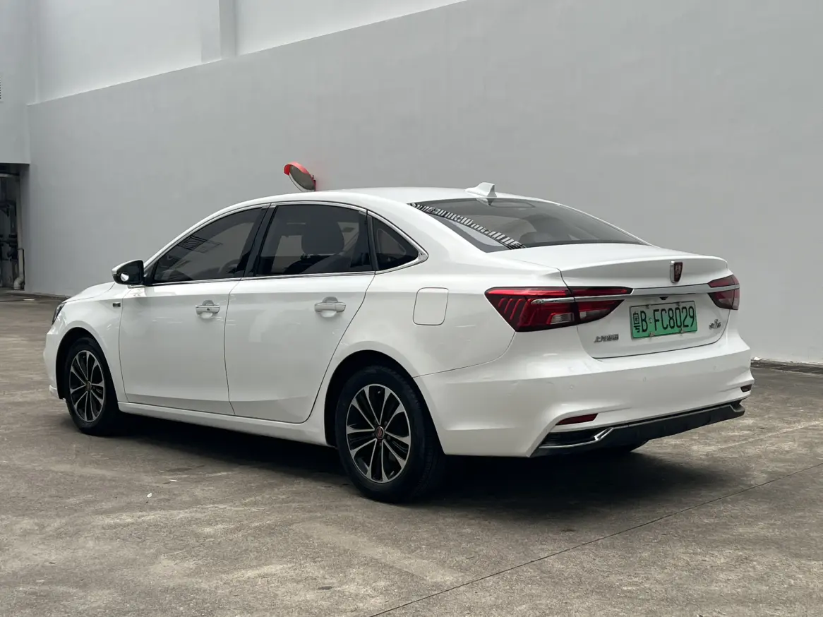 Roewe ei6