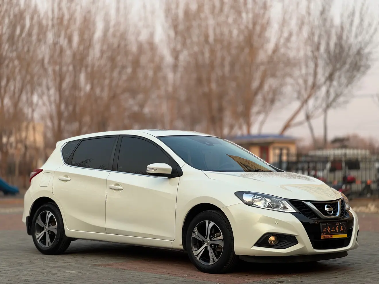 Nissan Tiida