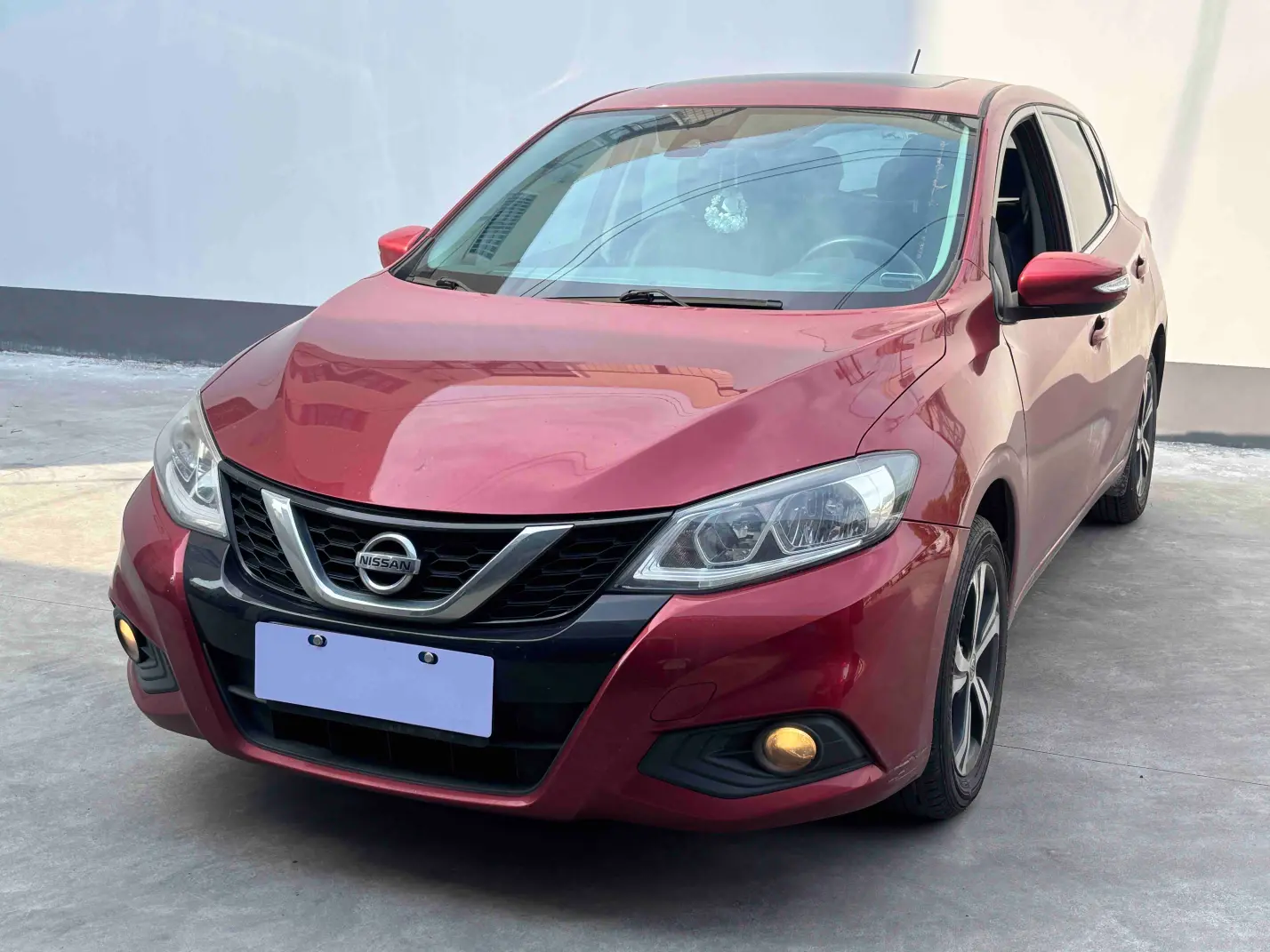 Nissan Tiida