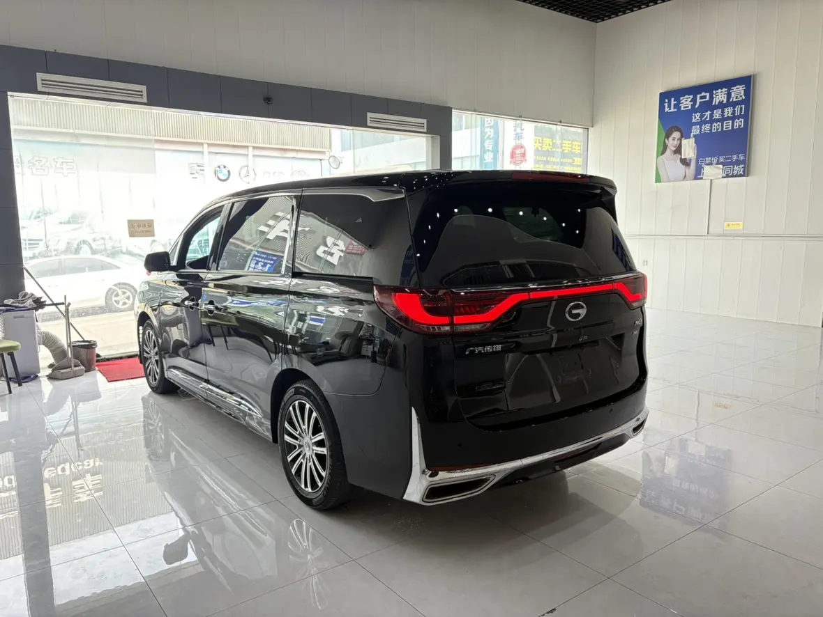 GAC Trumpchi M8