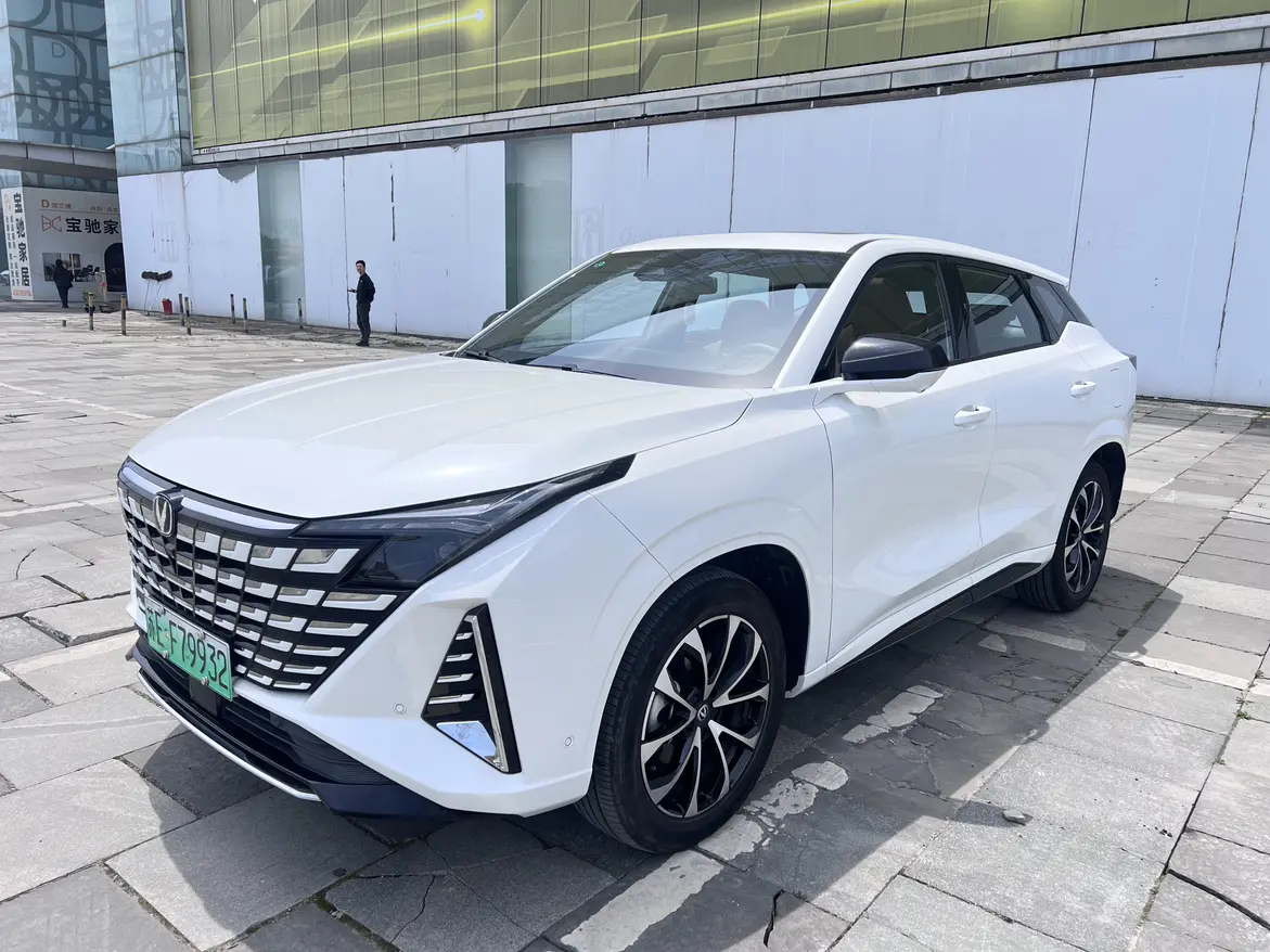 Changan UNI-Z PHEV