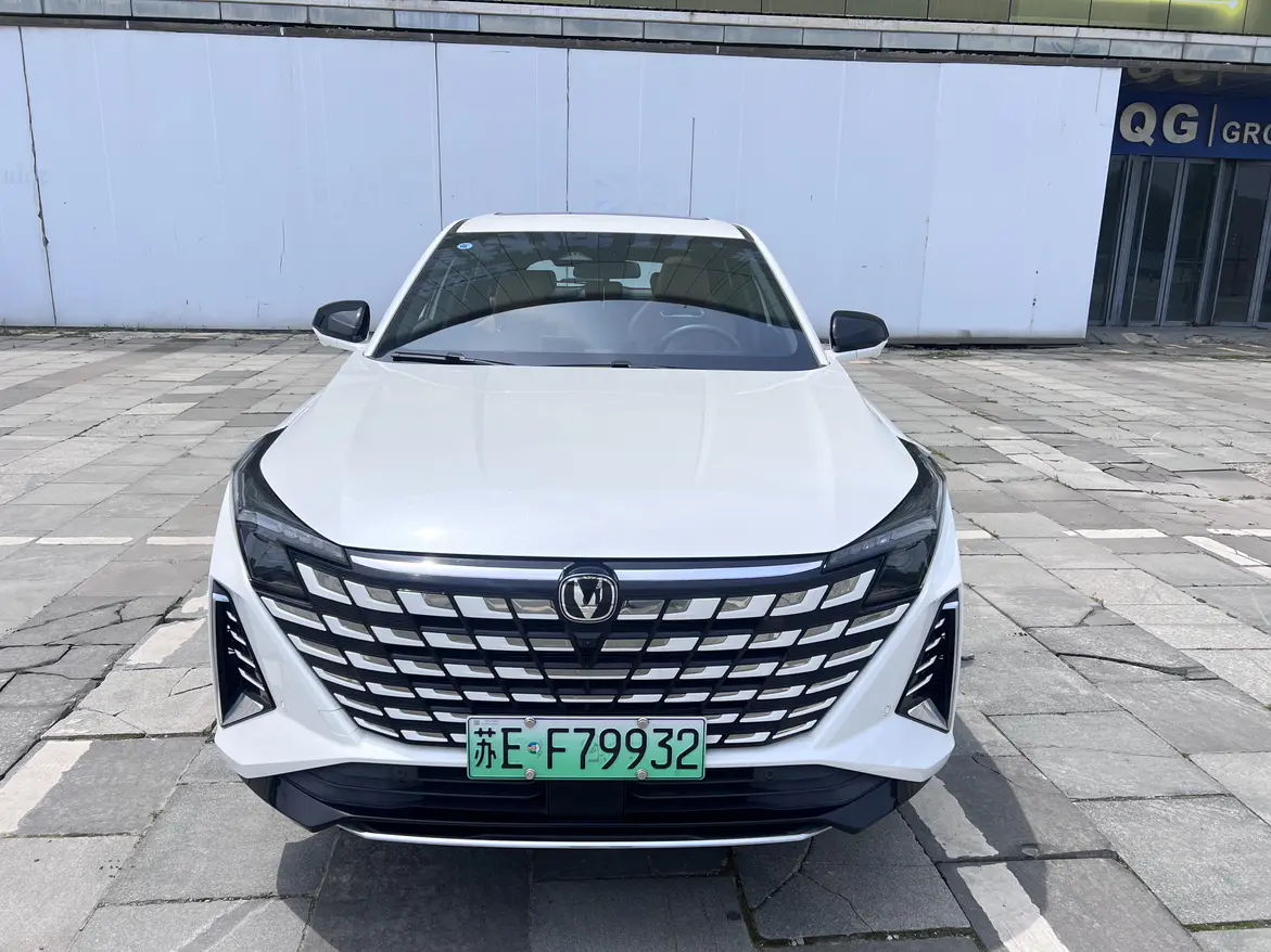 Changan UNI-Z PHEV