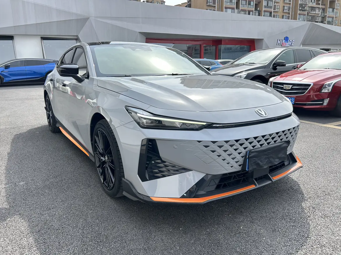 Changan UNI-V