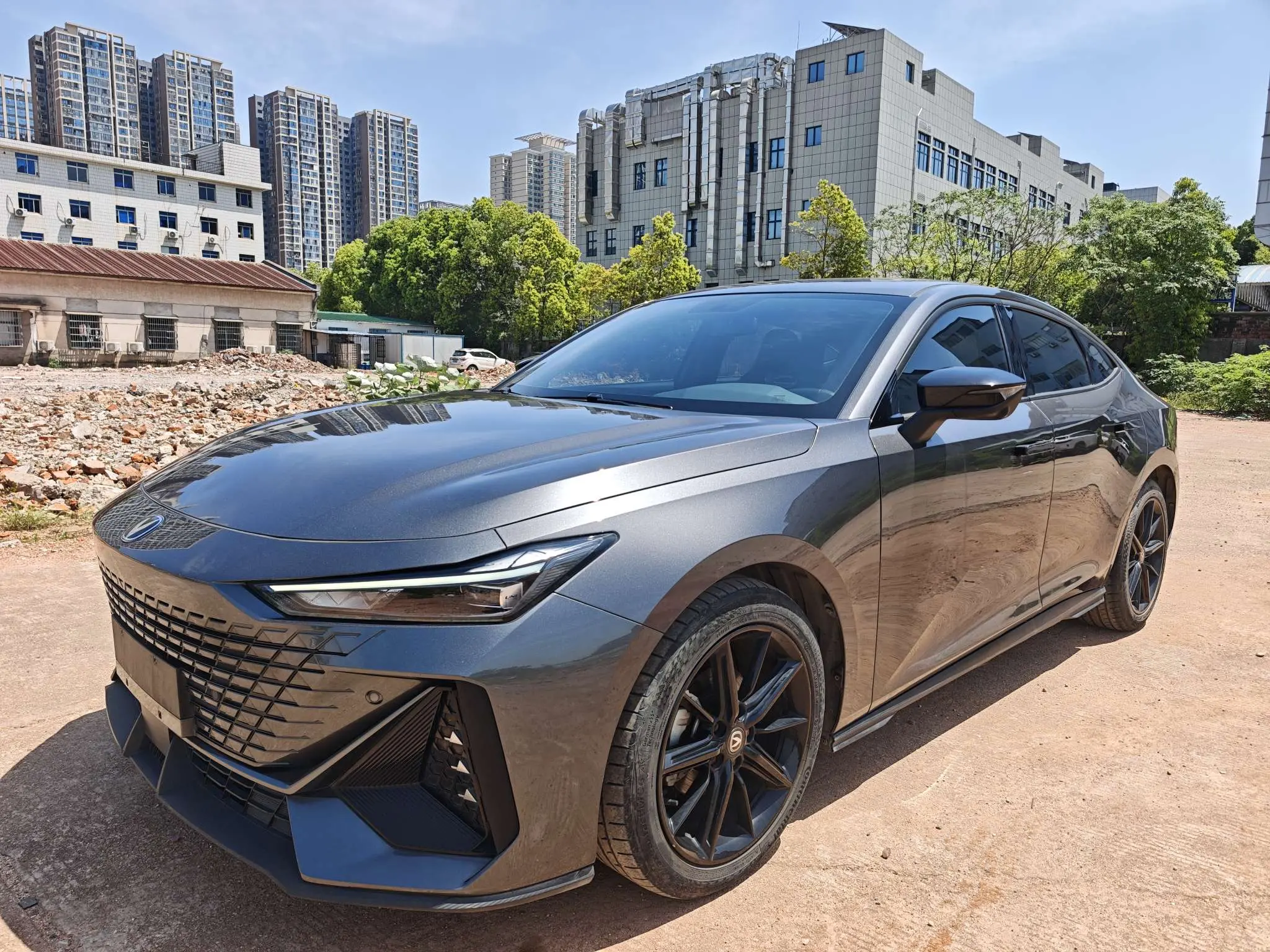 Changan UNI-V