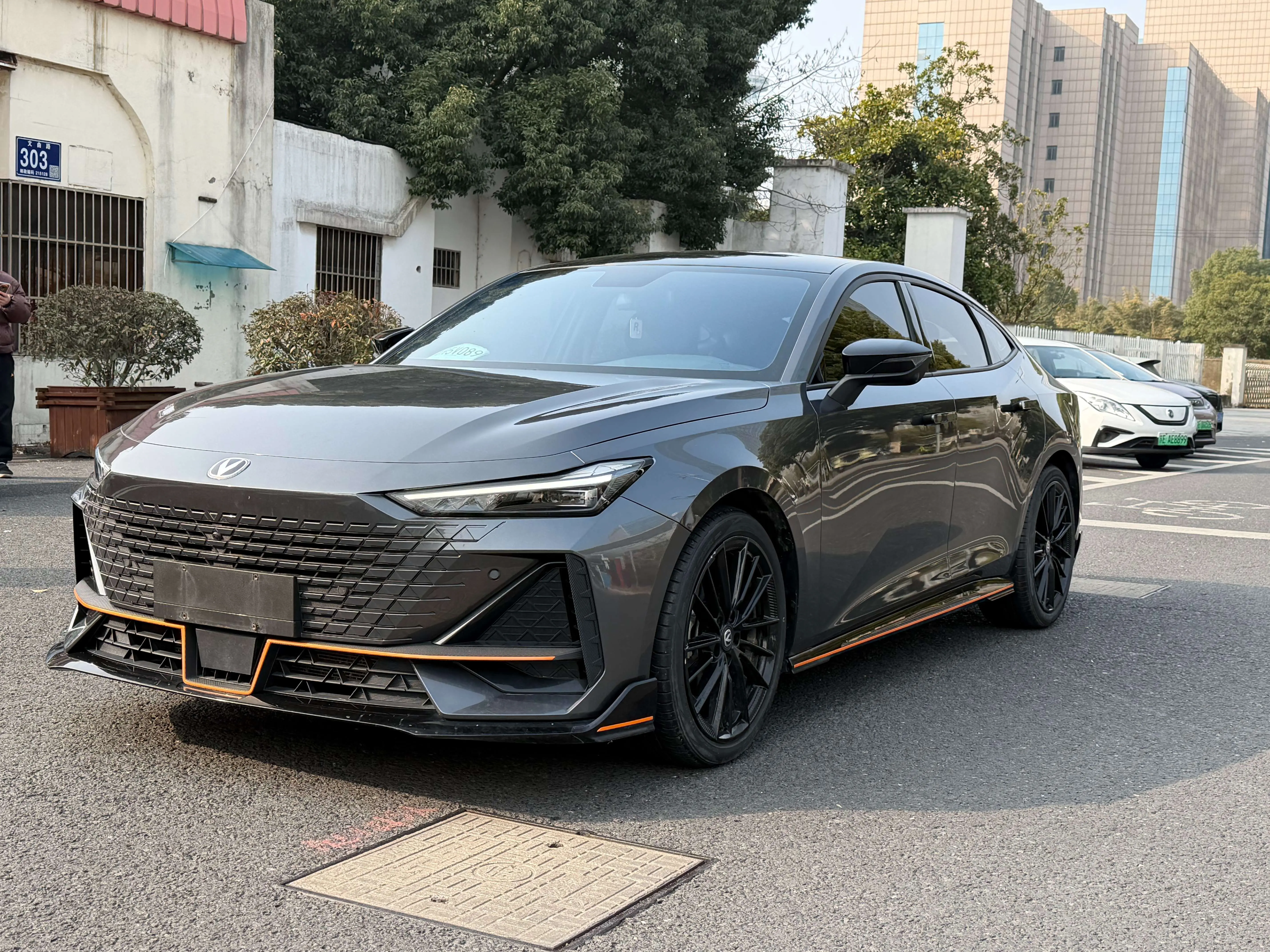Changan UNI-V