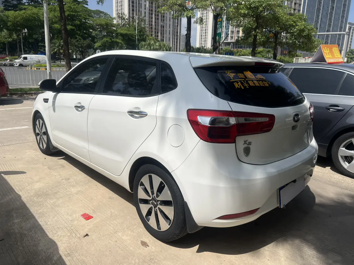 Kia K2