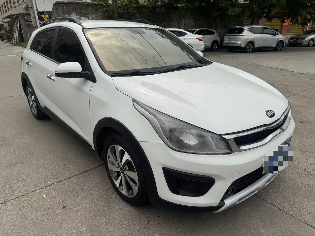 Kia KX CROSS