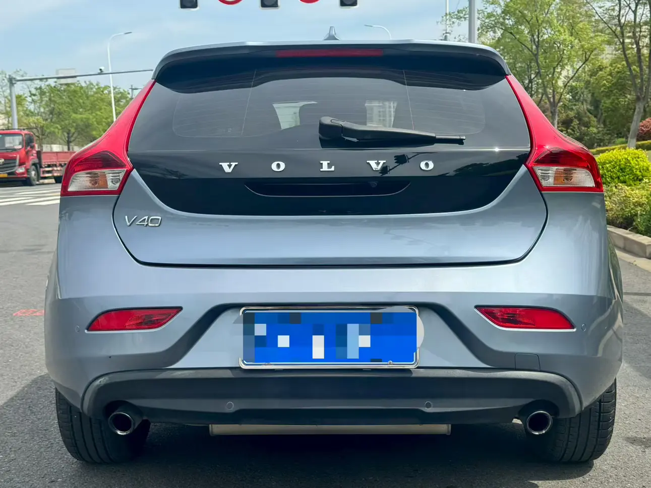 Volvo V40