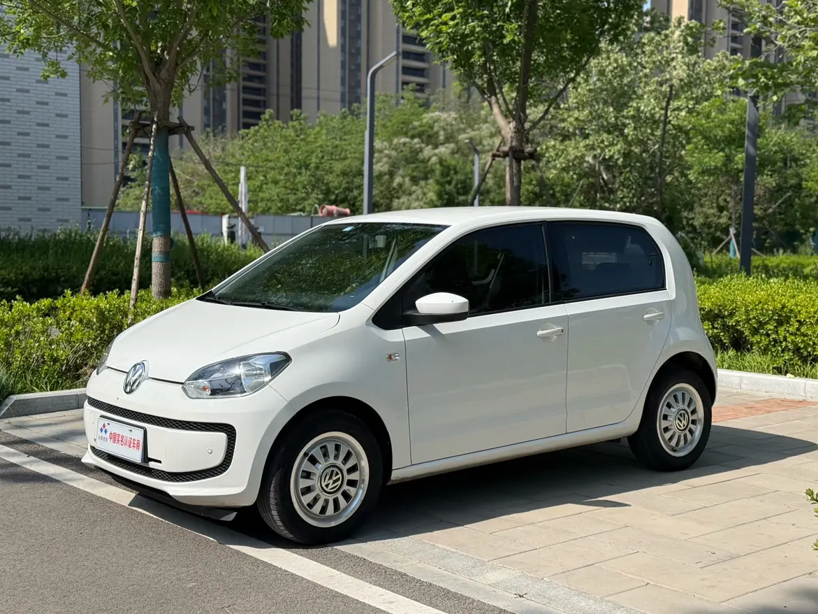 Volkswagen The public is up!