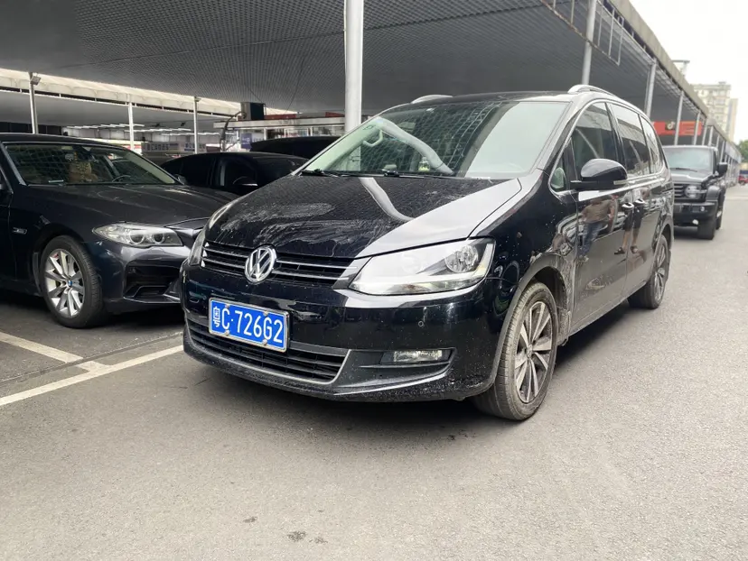 Volkswagen Sharon