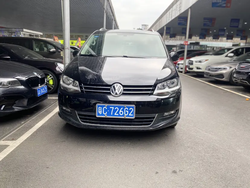 Volkswagen Sharon