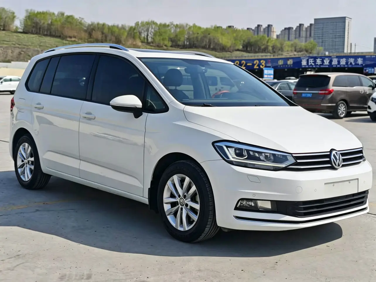 Volkswagen Touran L