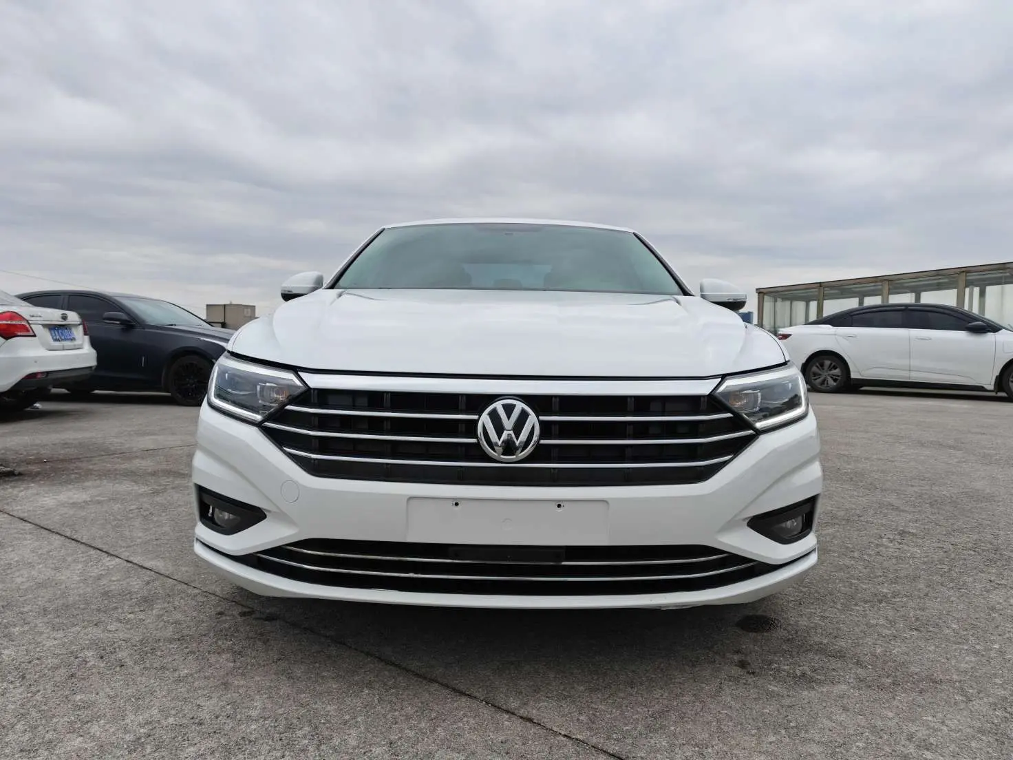 Volkswagen Sagitar