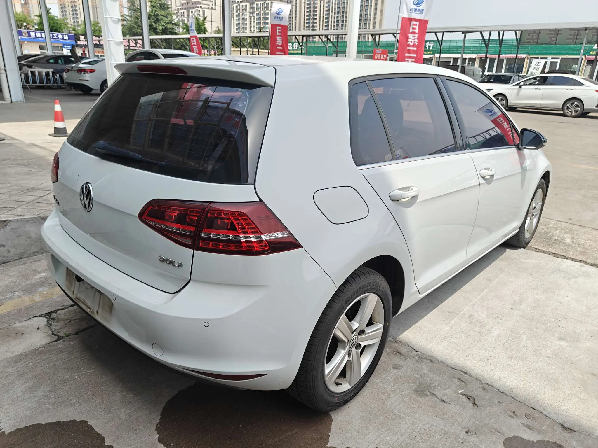 Volkswagen golf