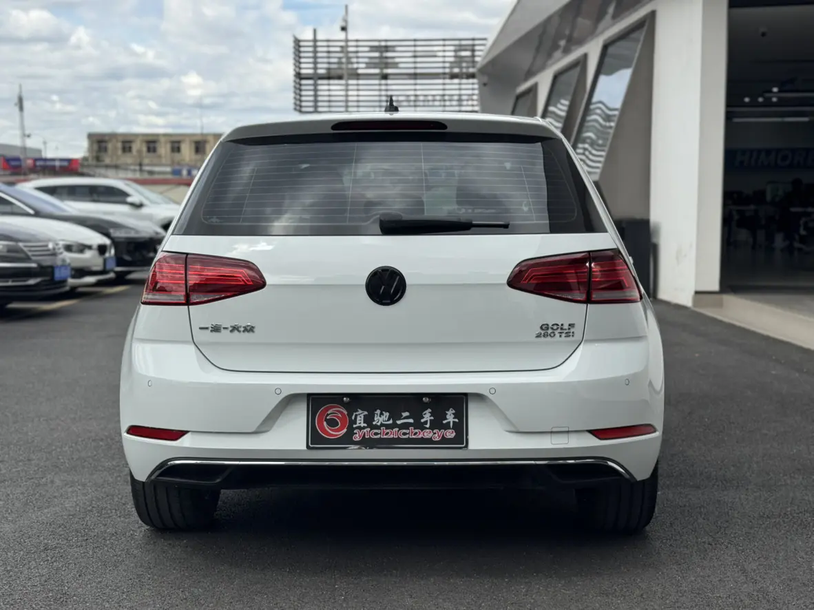 Volkswagen golf