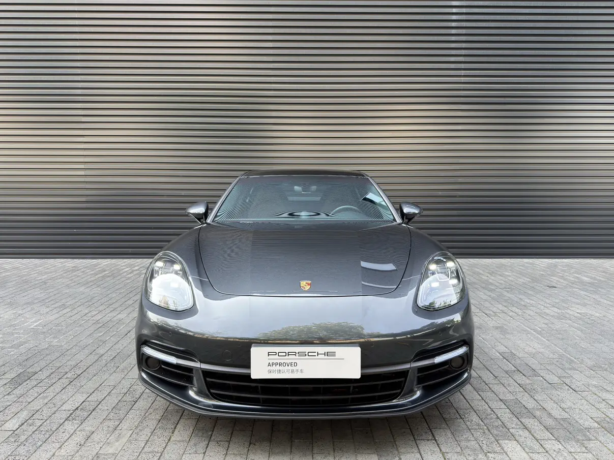 Porsche Panamera E-Hybrid