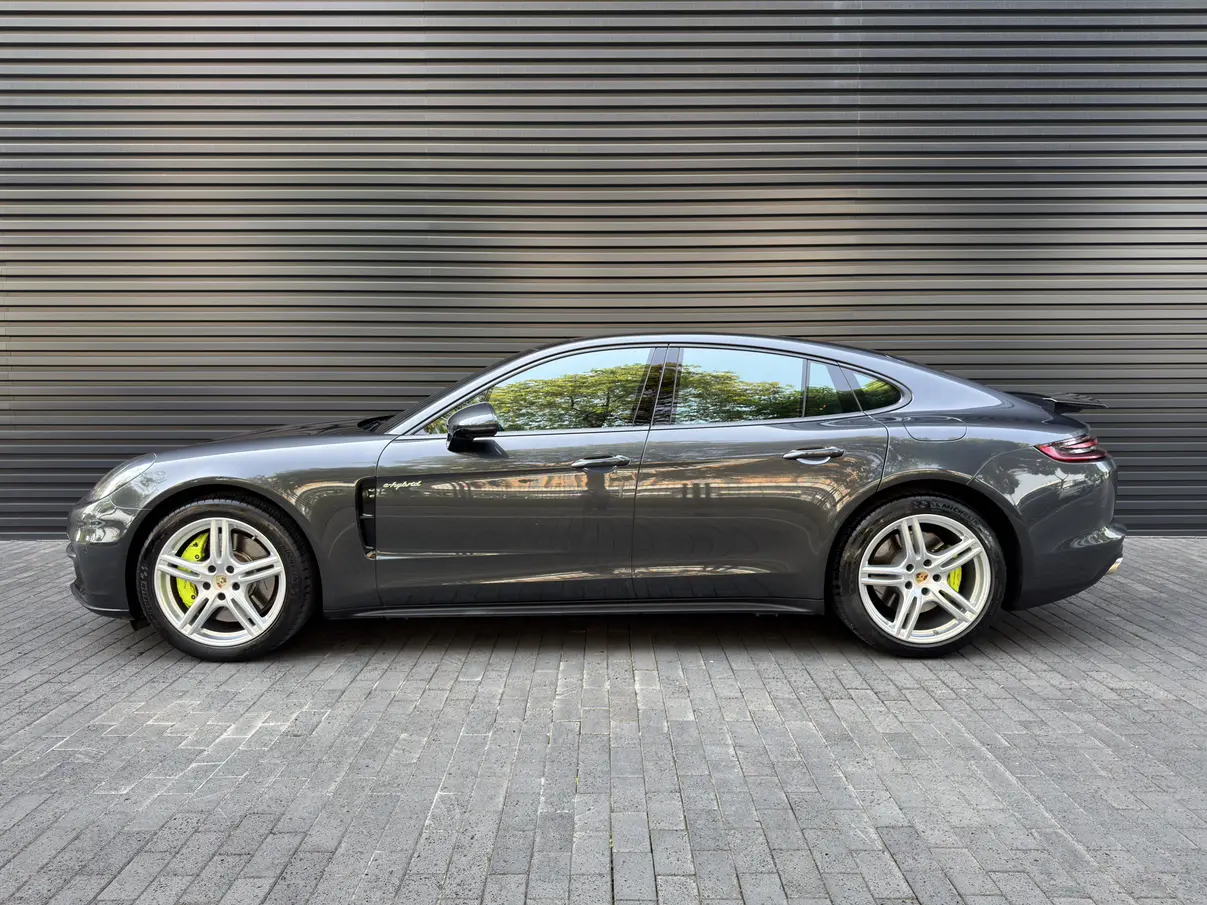 Porsche Panamera E-Hybrid
