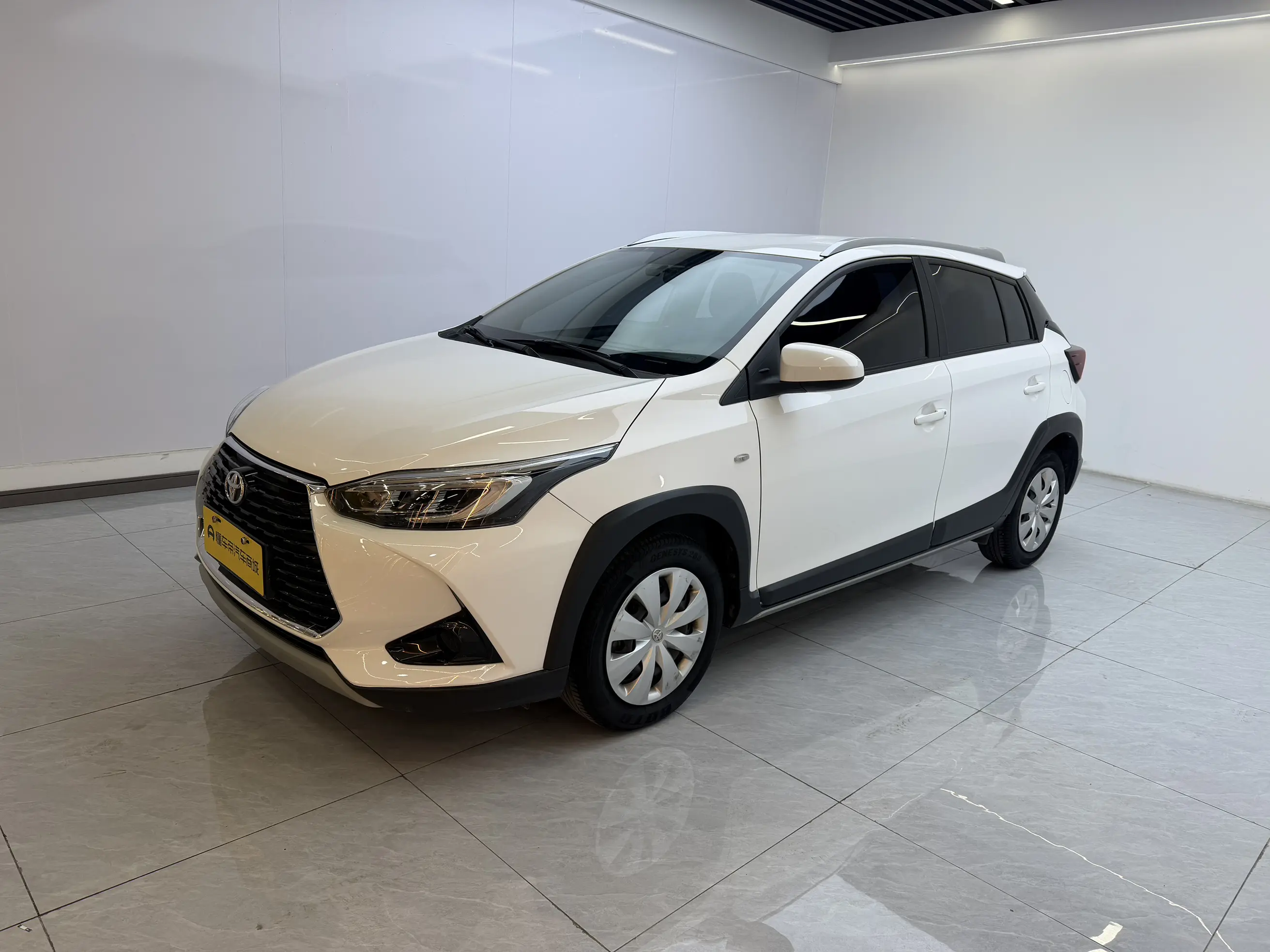 Toyota Yaris L