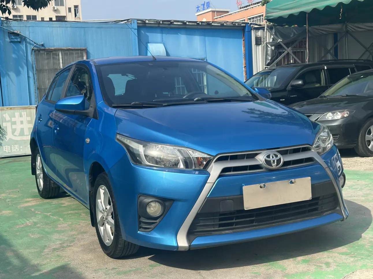 Toyota Yaris L