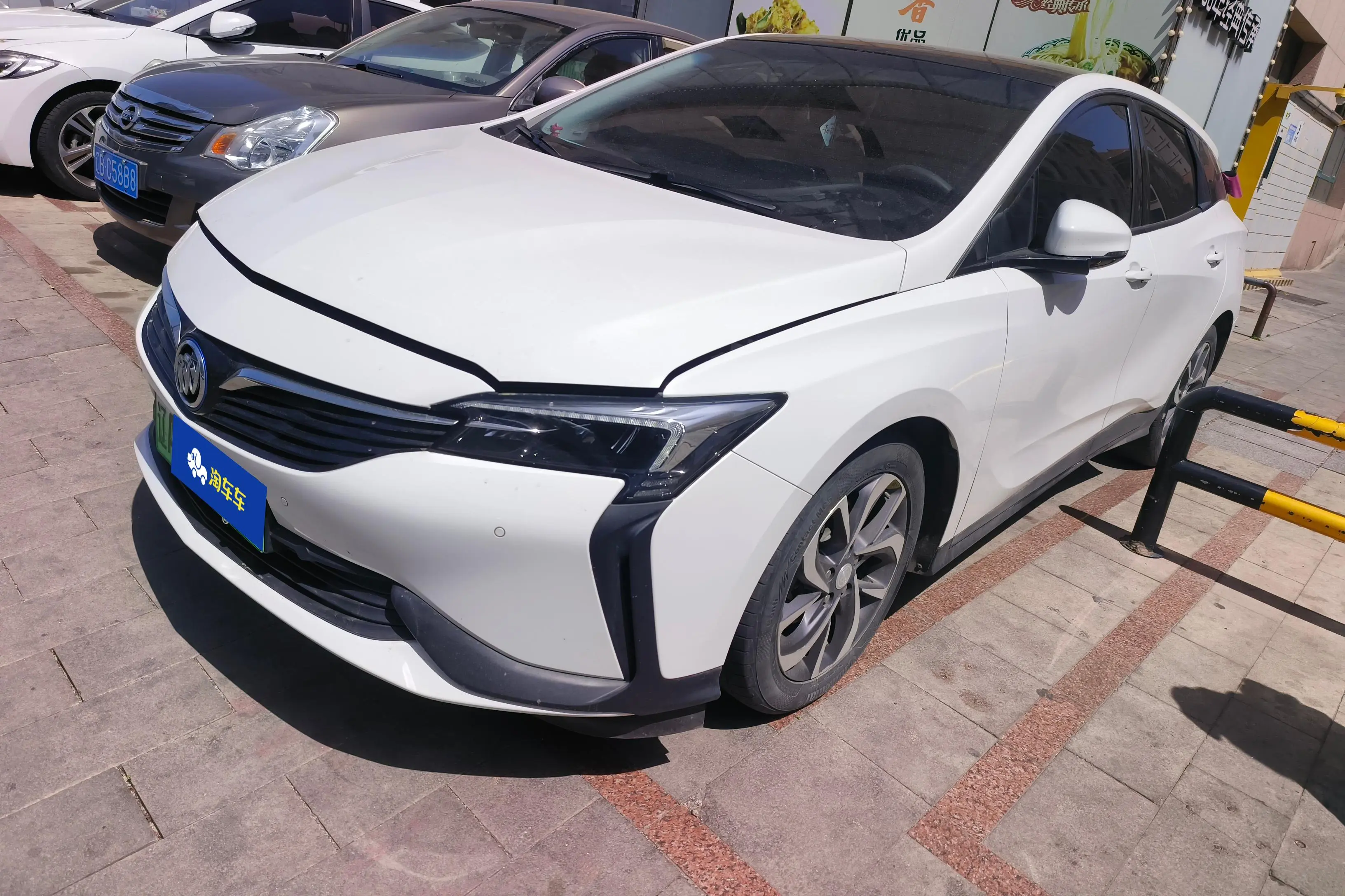 Buick Weilan 6 PHEV