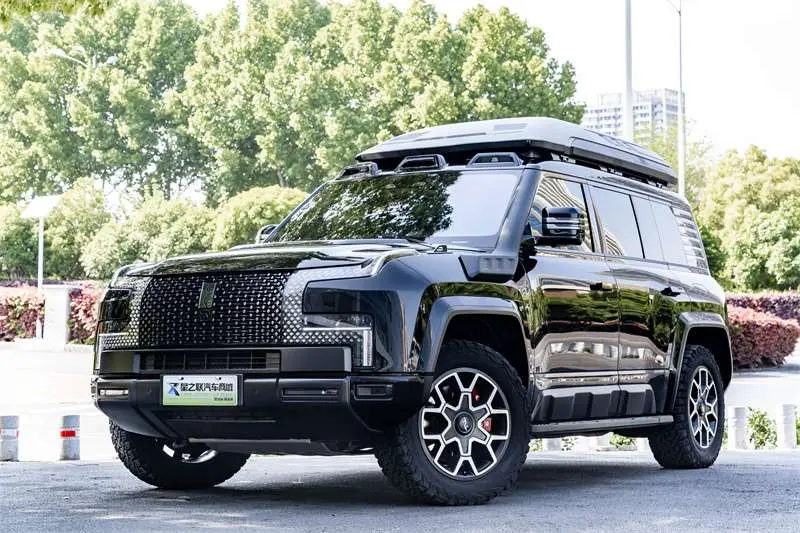 BYD Yangwang U8
