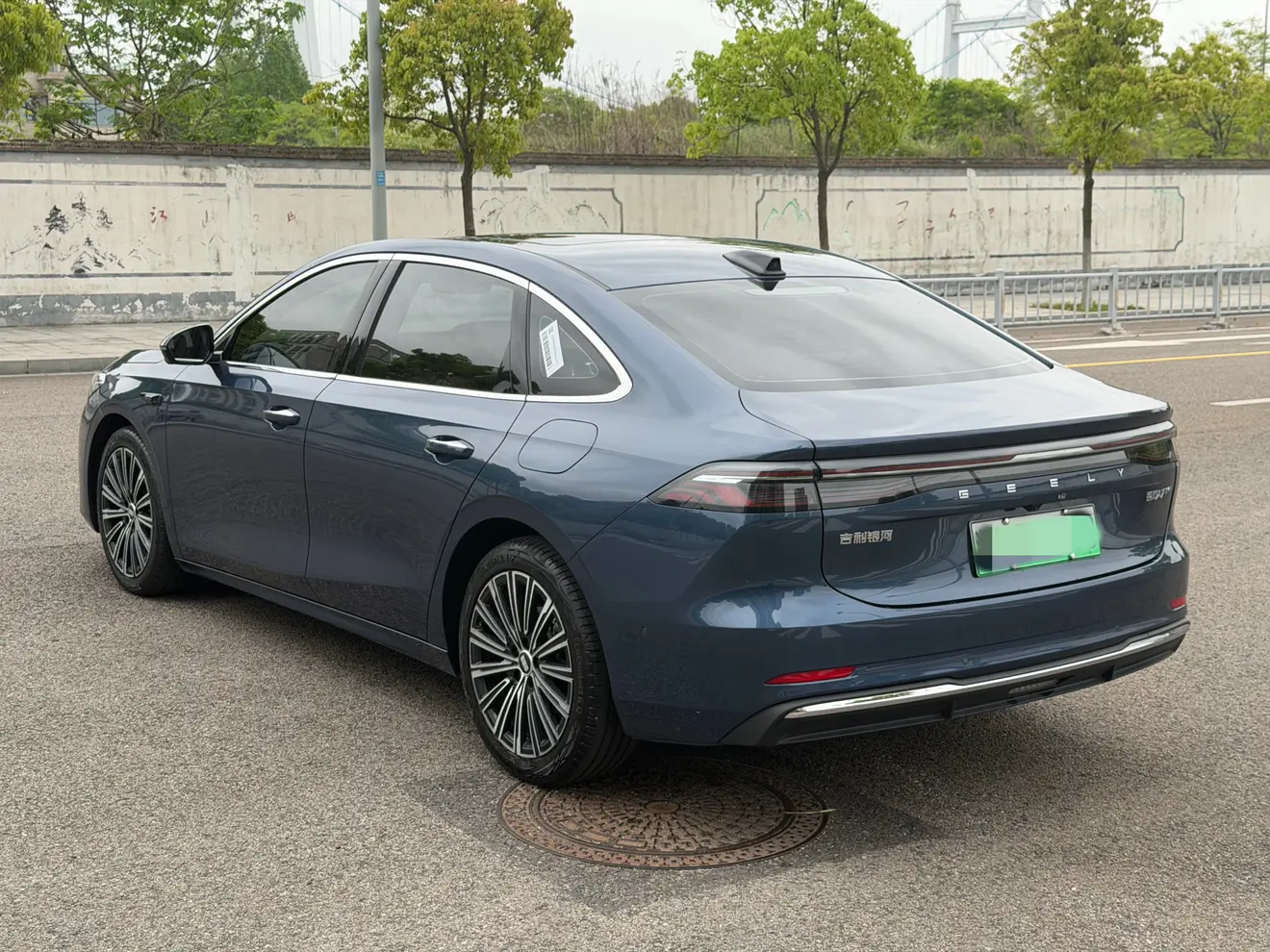 Geely Galaxy A7 EM