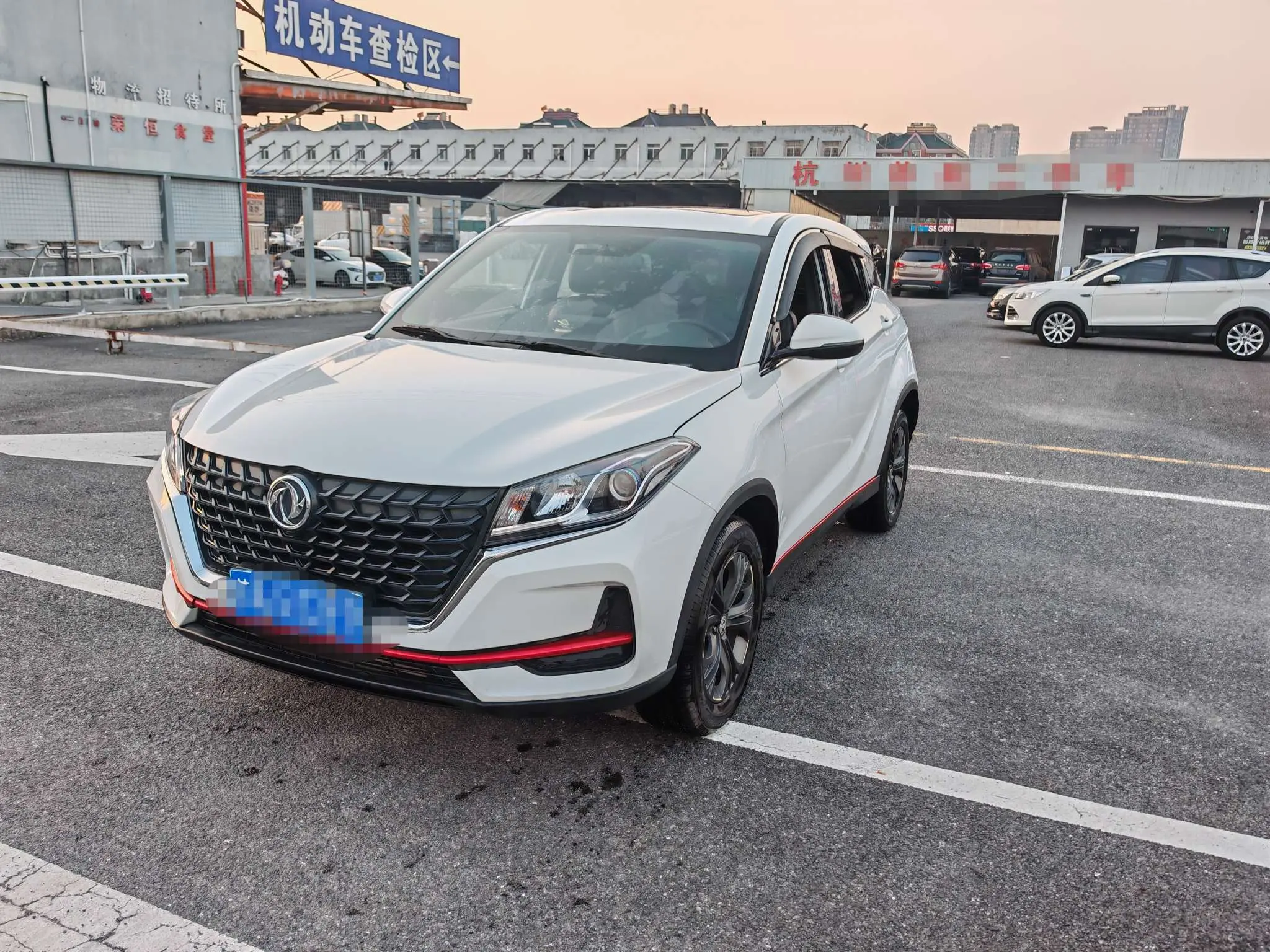 Dongfeng Fengon 500