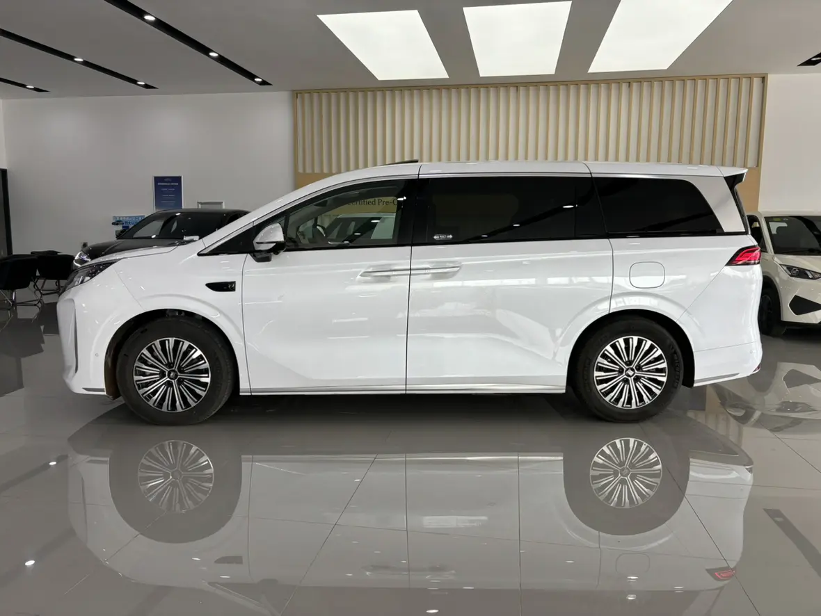 BYD Summer
