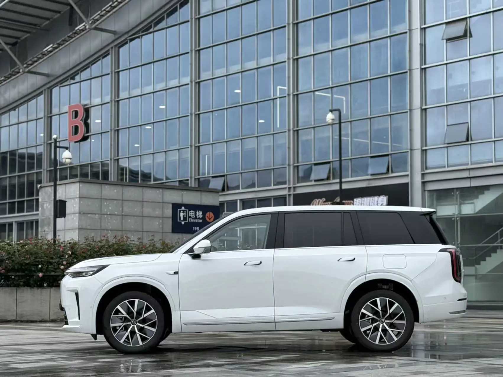 GAC Trumpchi Yearns for S9