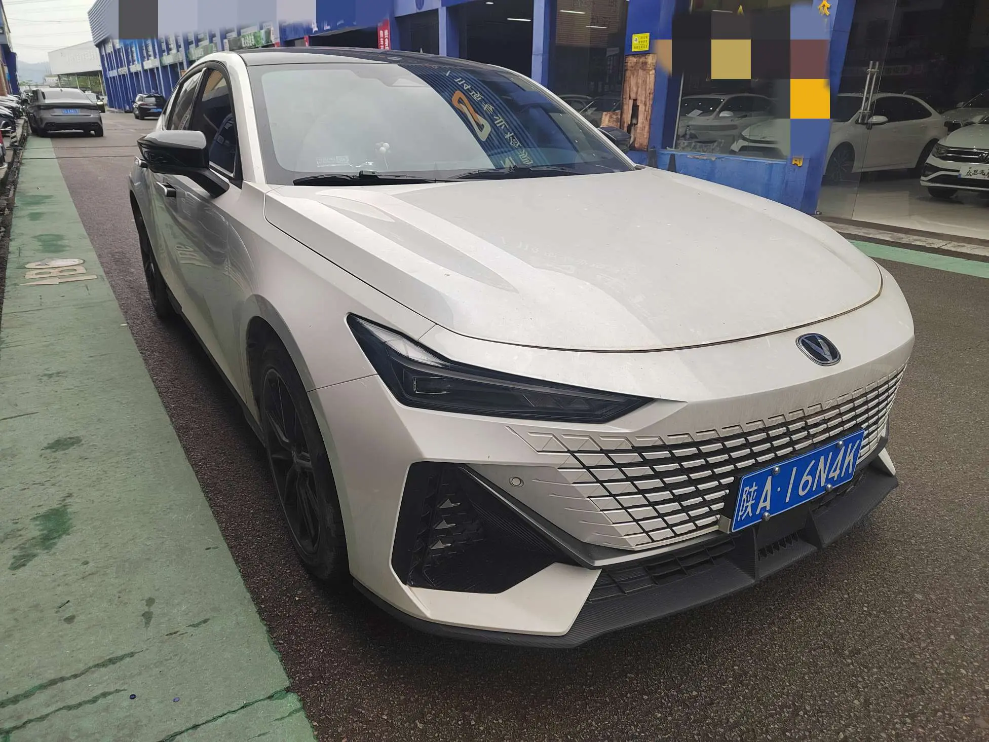 Changan UNI-V