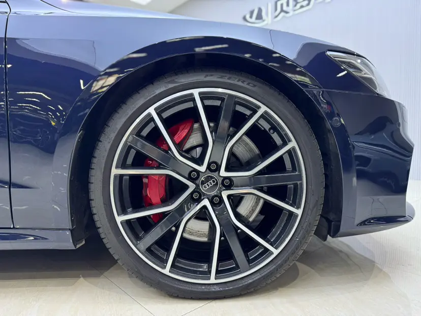 Audi S7