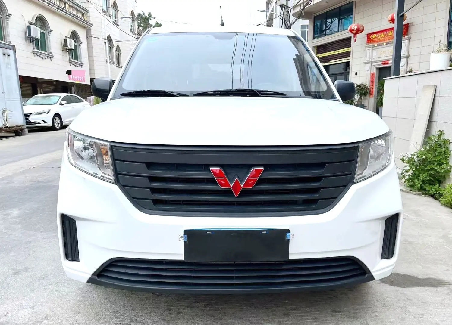 Wuling Hongguang PLUS