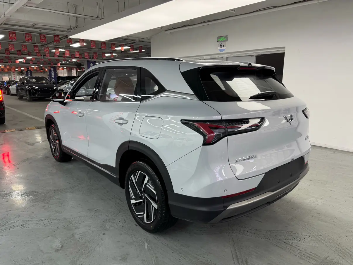 Wuling Starlight S PHEV