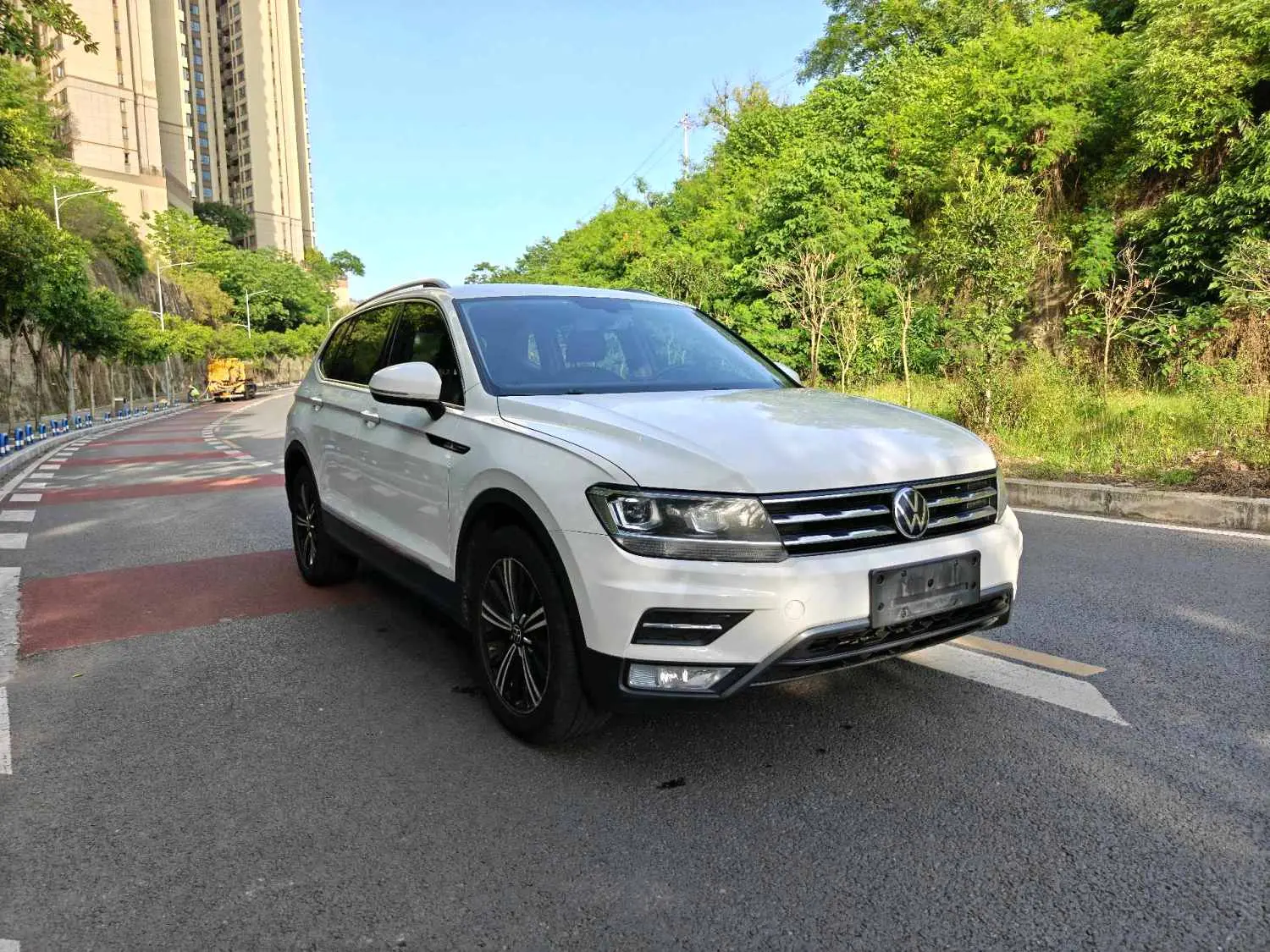 Volkswagen Tiguan L