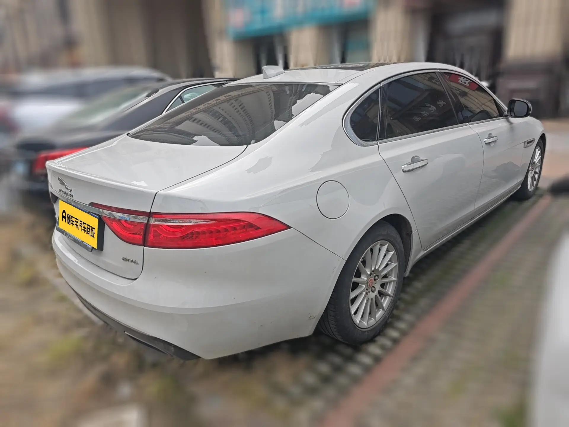 Jaguar XFL