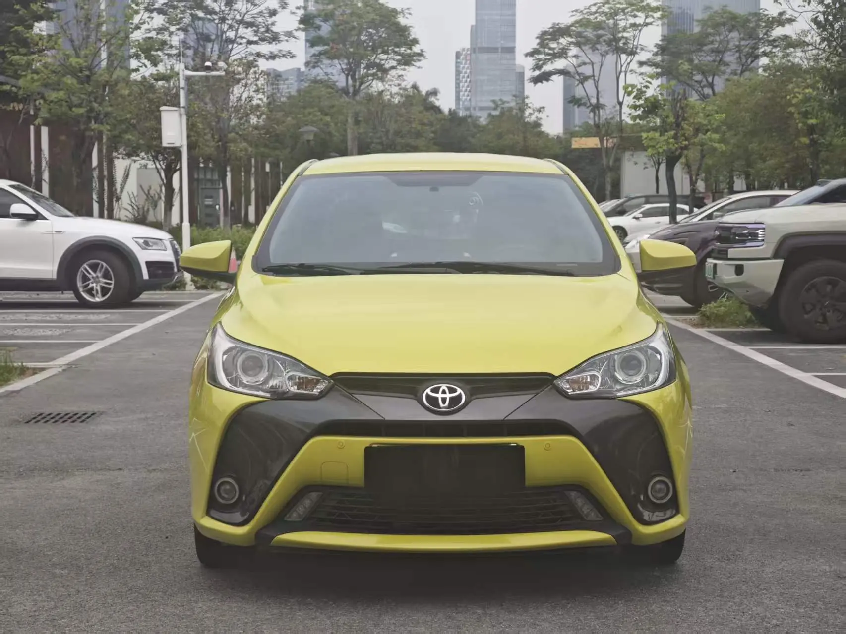 Toyota Yaris L