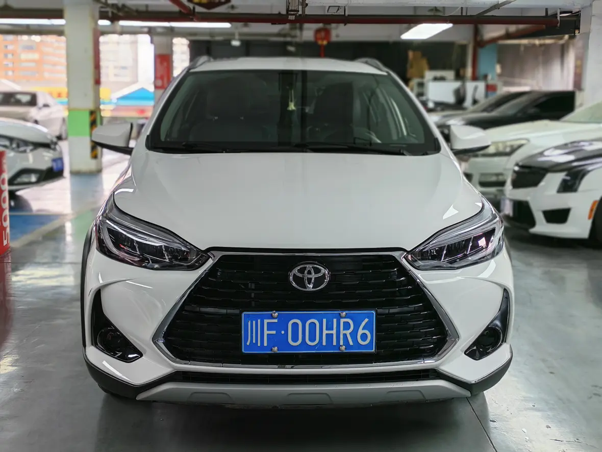 Toyota Yaris L