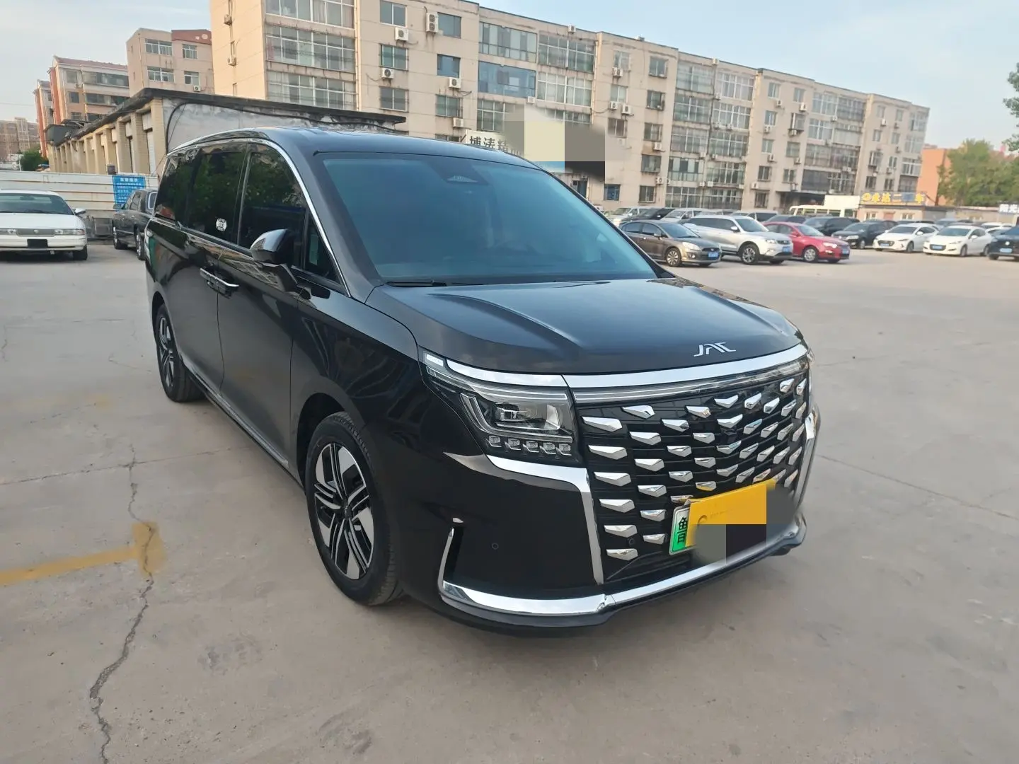 JAC Ruifeng RF8 PHEV