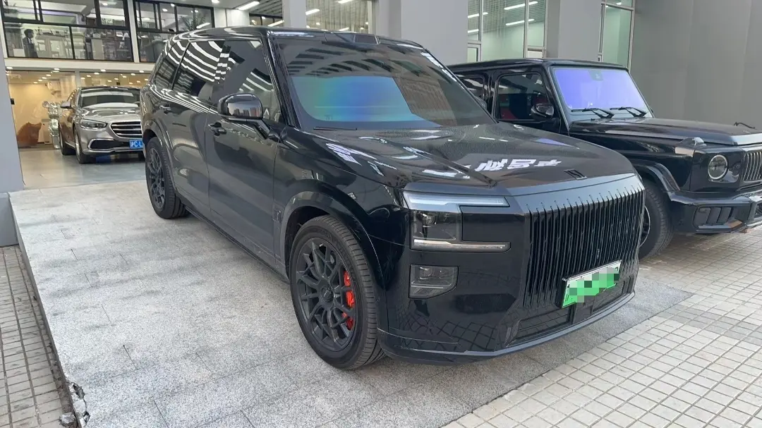 ZEEKR 9X
