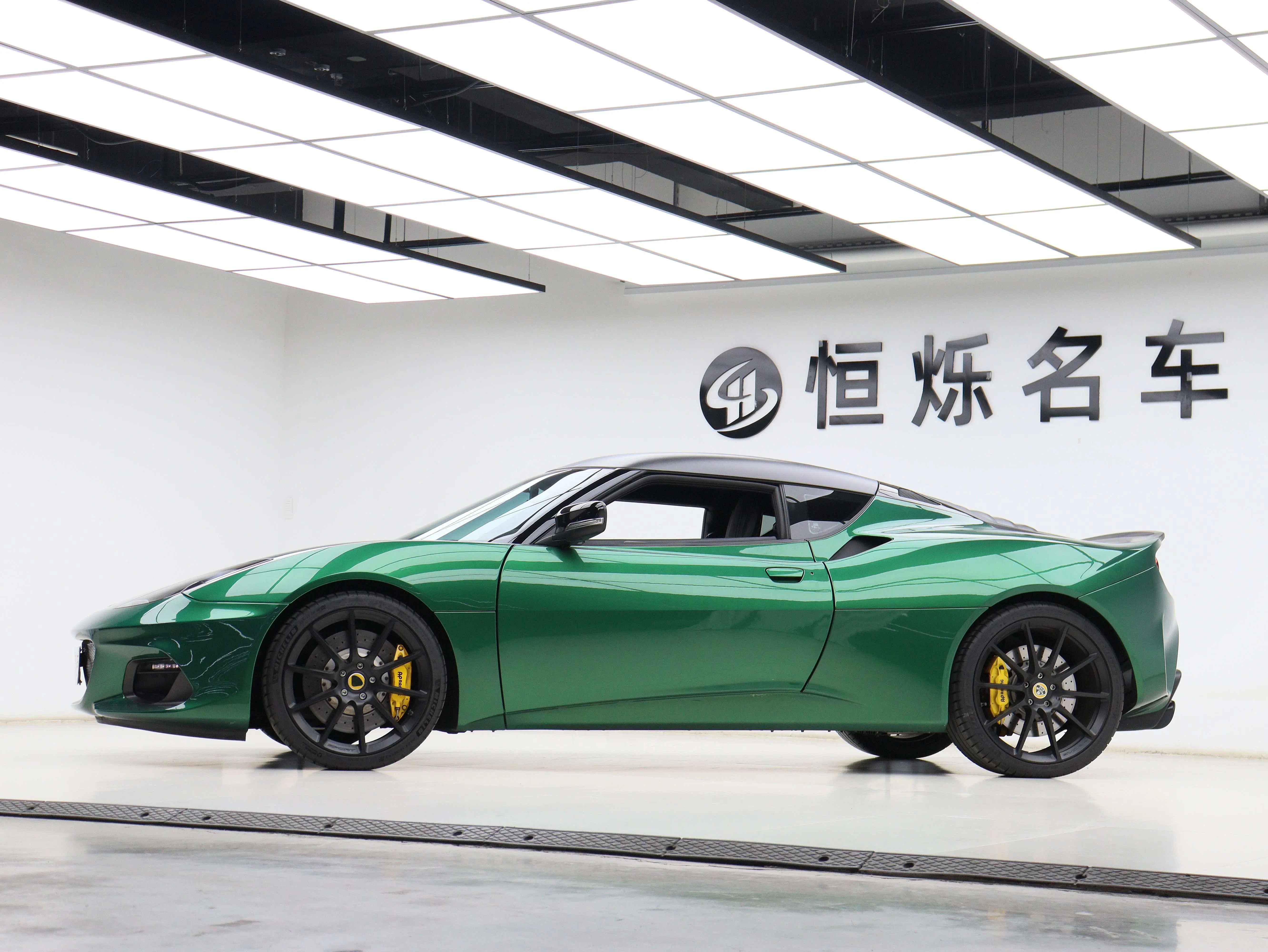Lotus Evora