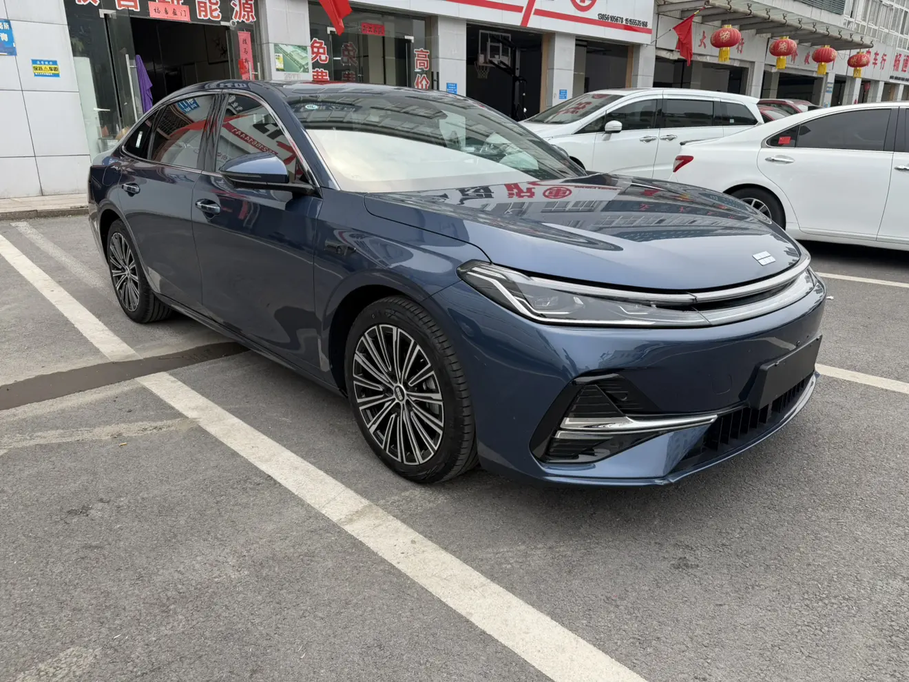 Geely Galaxy A7 EM