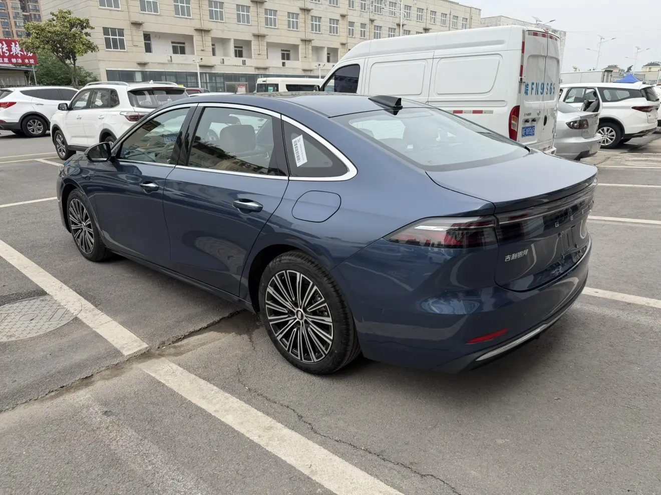 Geely Galaxy A7 EM