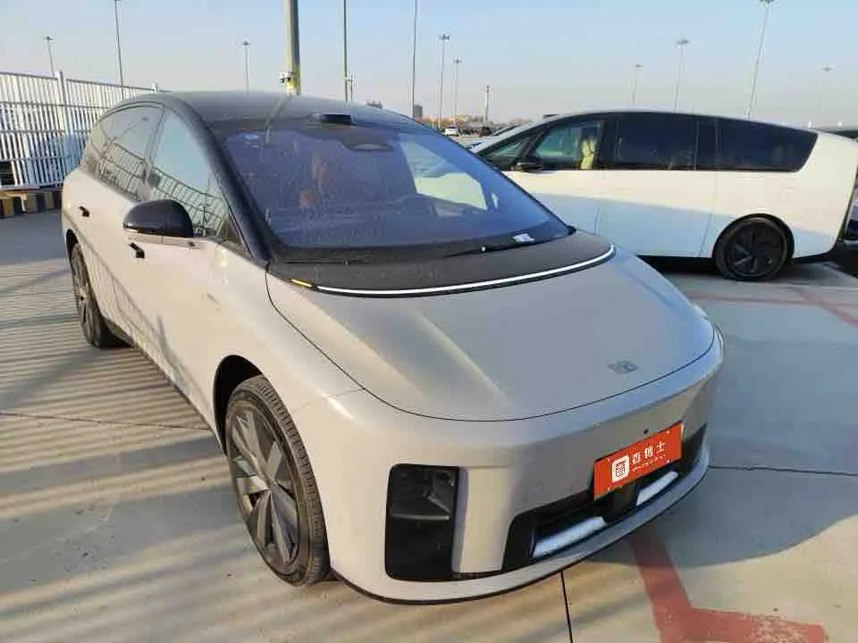 Li Ideal i8