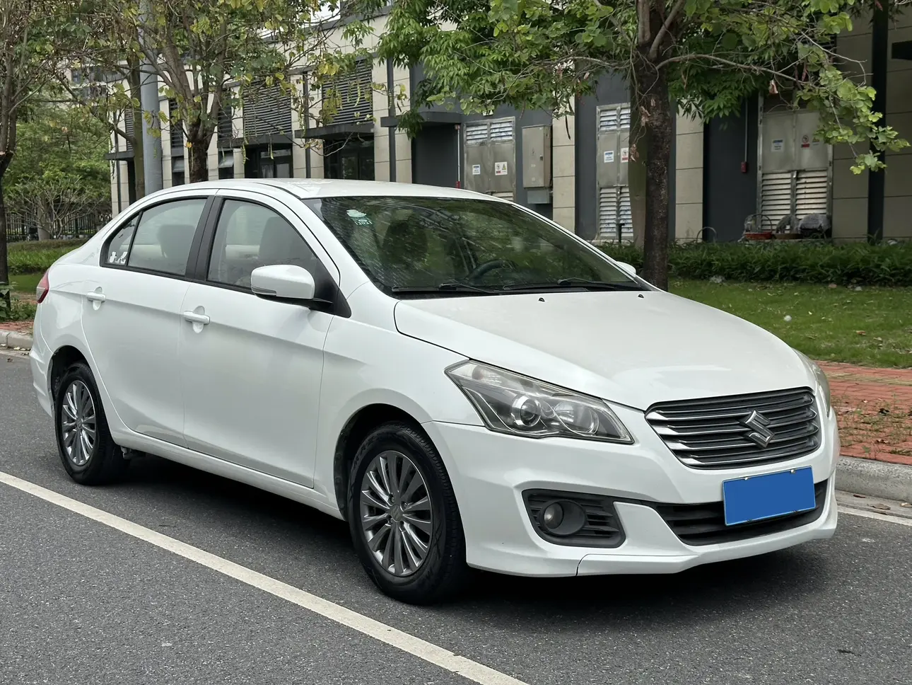 Suzuki Alivio